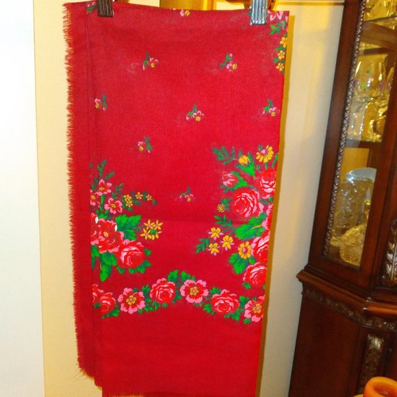 MADE IN UKRAINE Accessories - Beautiful scarf, Wool 100 %, Vintage, Made in Ukraine